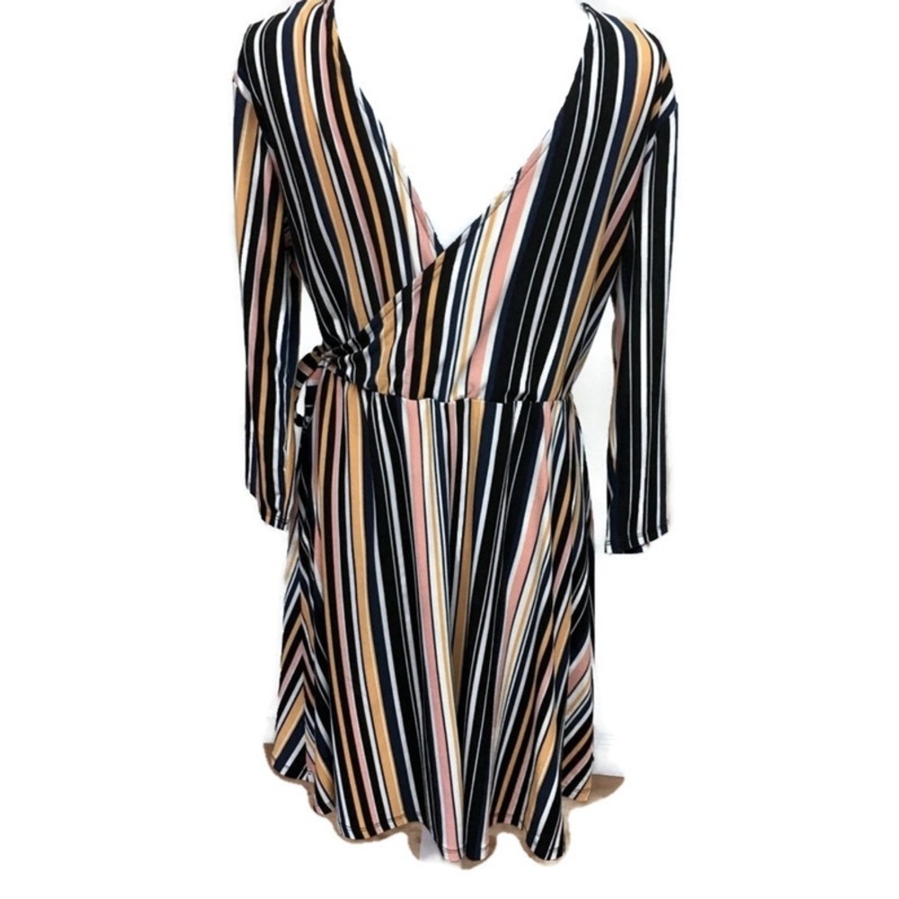 5 for $25 Striped Faux Wrap Dress Size XL/XG (15-17)